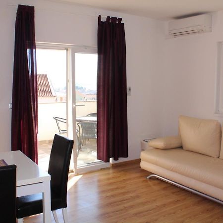 Apartment Jure Primošten Esterno foto